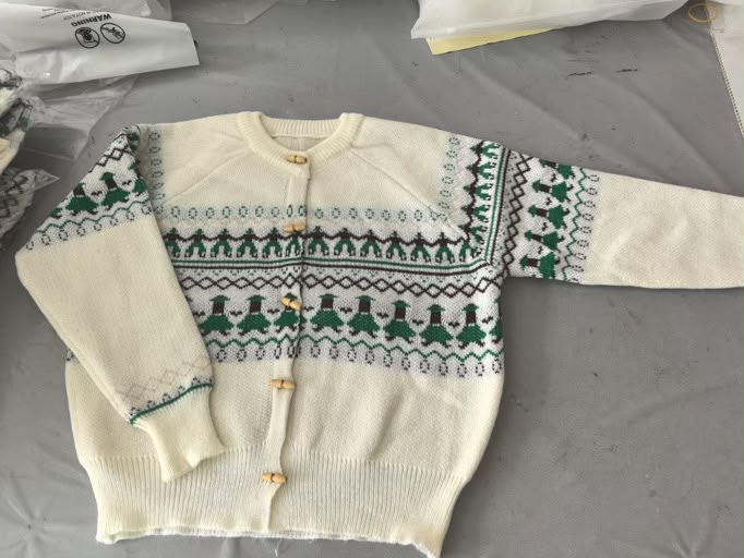 Women's Christmas Knit Cardigan – Festive Button-Up Holiday Sweater